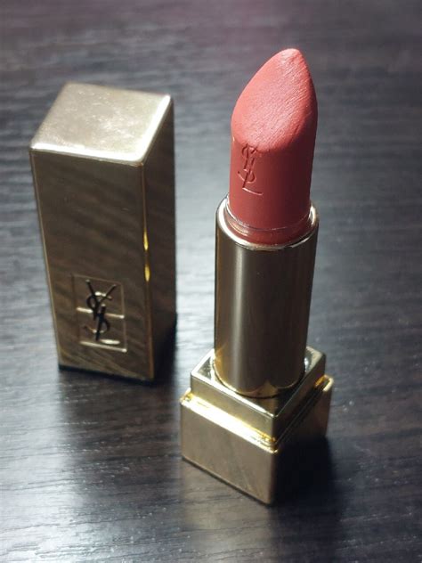 corail poetique ysl